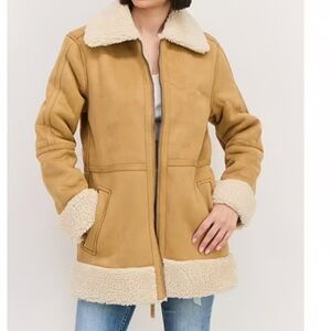 BearPaw Women's Tan Teddy Jacket with Cream Accents